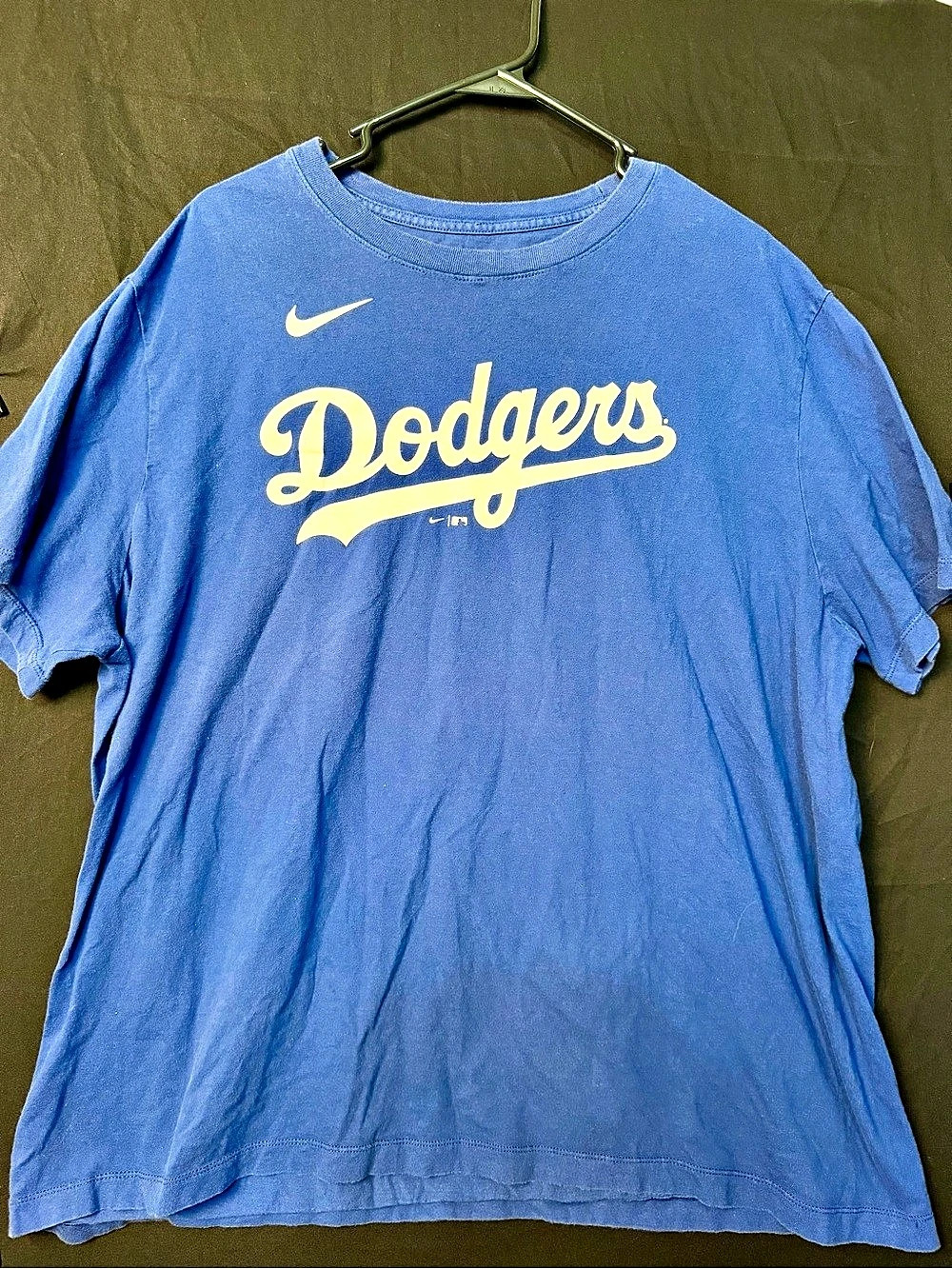 Nike Los Angeles Dodgers Mookie Betts #50 Name & Number T-Shirt Blue & White